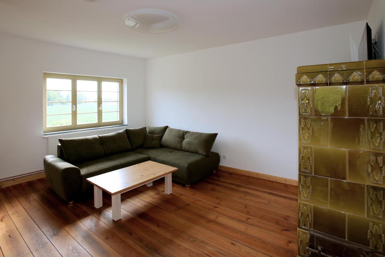Appartement Bahnhof Hohen Mistorf Extérieur photo