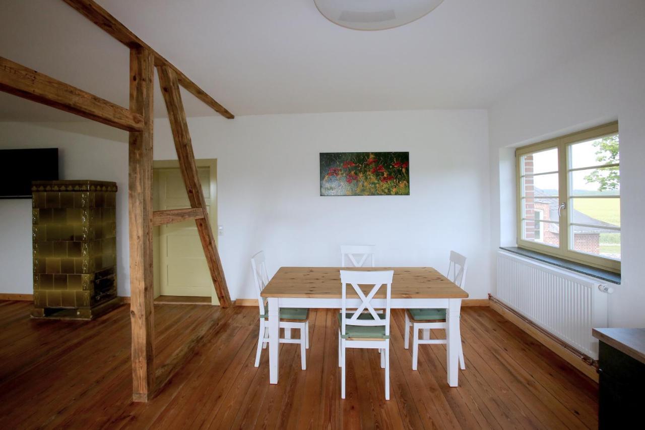 Appartement Bahnhof Hohen Mistorf Extérieur photo