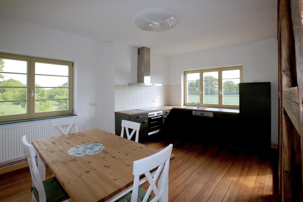 Appartement Bahnhof Hohen Mistorf Extérieur photo