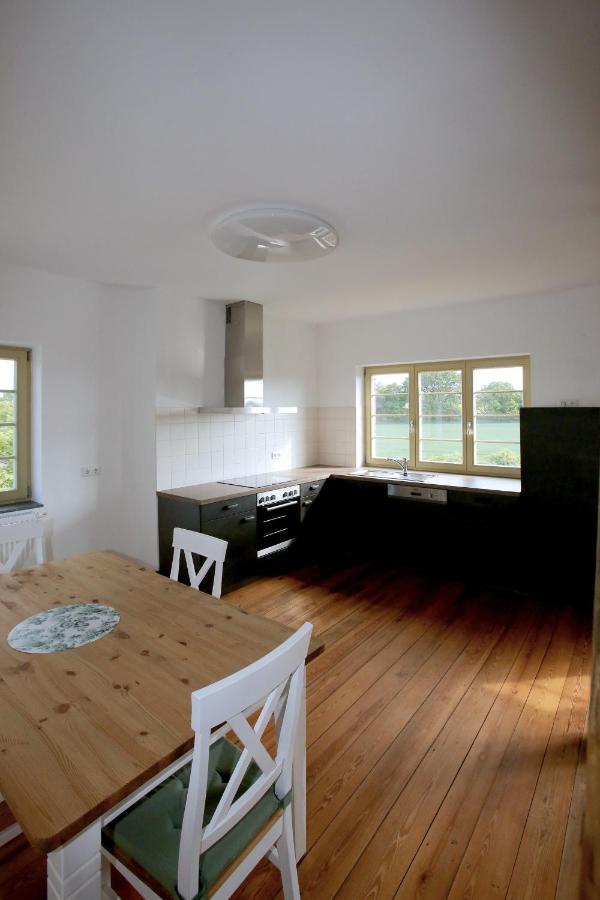 Appartement Bahnhof Hohen Mistorf Extérieur photo